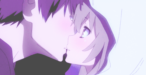 今天就来和路七一起看看那些,动漫中让你心动的瞬间吧～ 8个心动瞬间