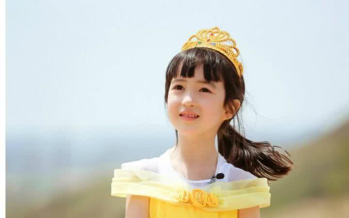 《爸爸去哪儿》萌娃悄悄变了样,夏天只剩下黄皮肤!