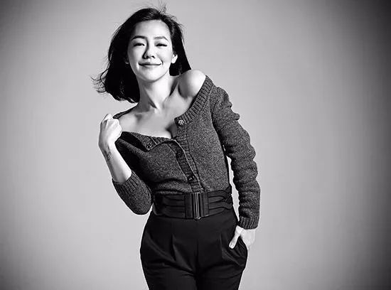 小s节目又强行秀恩爱,老公玩咖出轨家暴?她怎