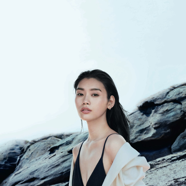 超模奚梦瑶荣升碧欧泉全球代言人