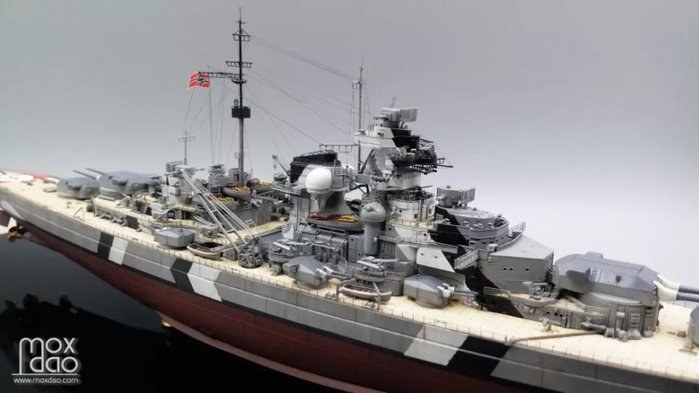 1/700 德国战舰俾斯麦号 波罗的海涂装