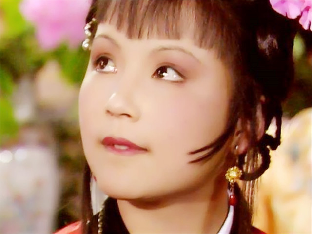 红楼梦父母双亡的史湘云凭什么在贾府站得住脚多亏这个人