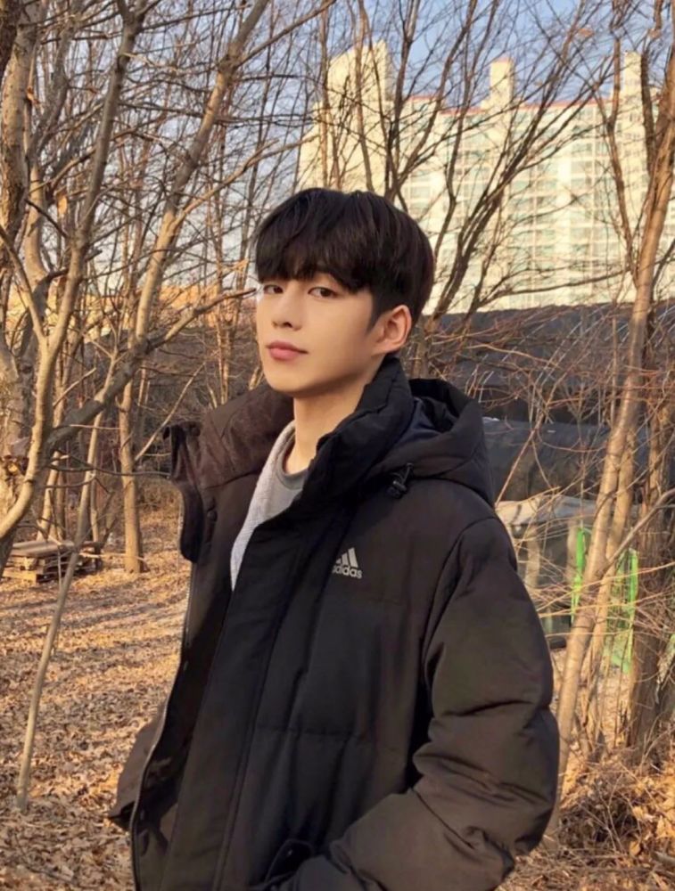 2019必定要挑选的男生发型!