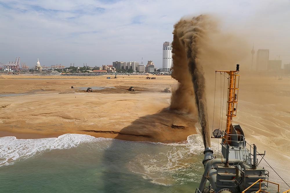 总面积260万平方米!奋战4年完工,基建狂魔再造一座大岛