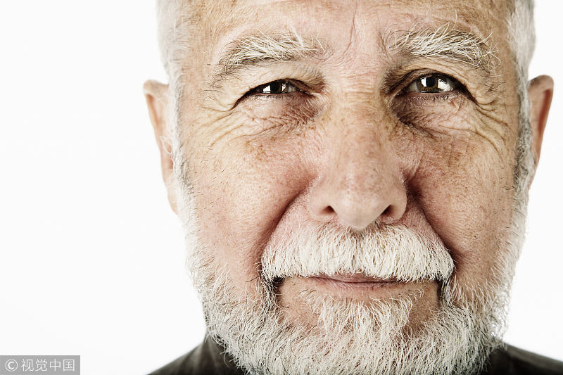 眼睛出现一个信号的时候,最好检查一下CT,这种