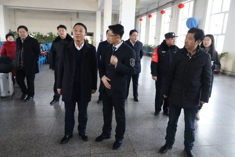 高立君检查春运安全工作