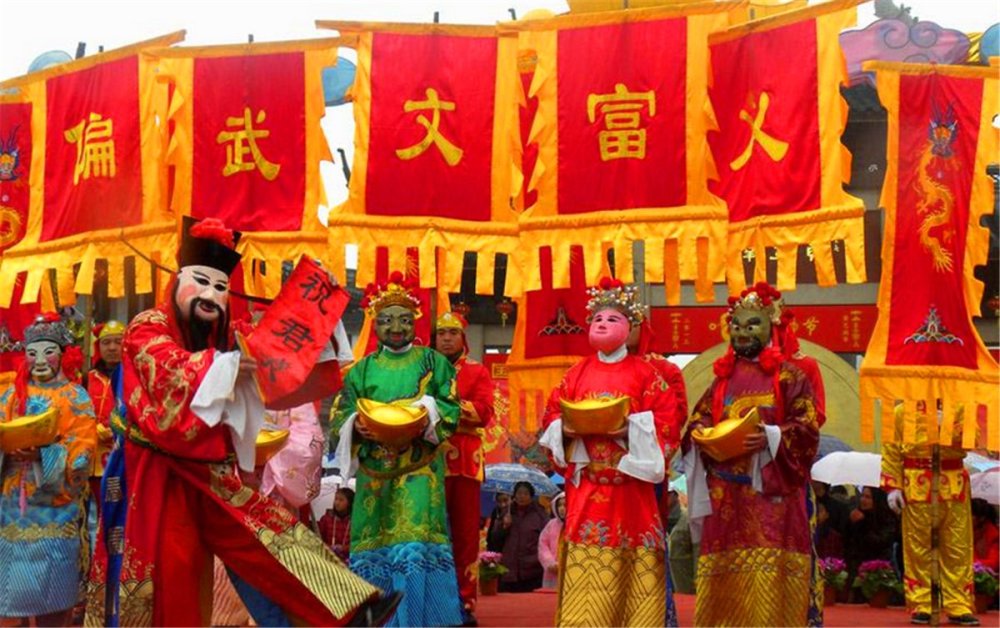 春节将至,大年初一迎财神,过年迎接的是哪位财