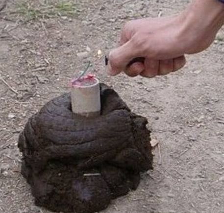 的响,每盒擦炮里边总有那么几个不会响~小时候围着鞭炮欢蹦乱跳的我们