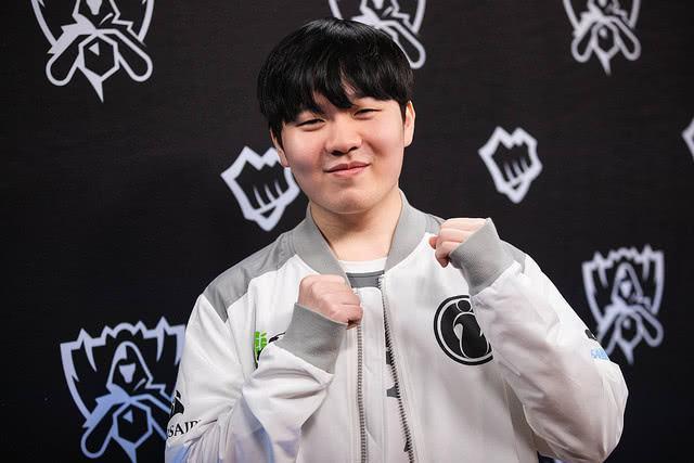 lpl选手实力排名2020_AD果然是LPL排面!ESPN八强选手实力榜:焕峰排名第一