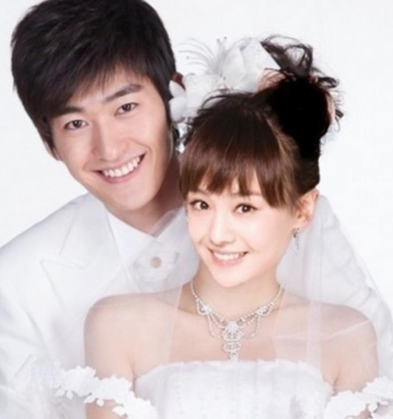 张翰发文官宣"今日领证,谢谢大家",粉丝:转来转去还是她!