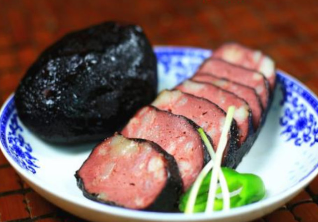 用"猪尿泡"做的几个美食,少有人吃过,在一些农村过年经常见到