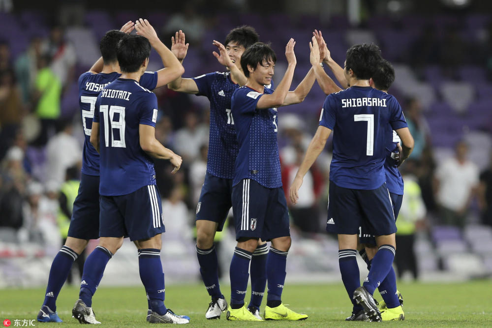 日本亚洲杯决赛前玩公司团建盼颠覆哈维神预言第五次夺冠