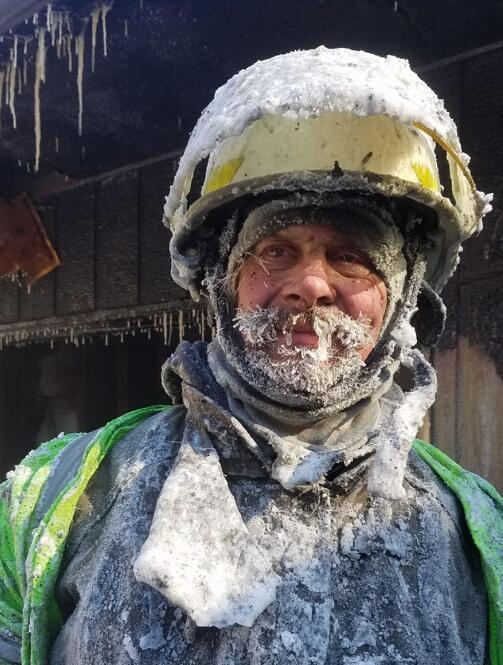 过期,无法播放视频了 建议您…… 升级 flash 插件 按住画面移动小窗x