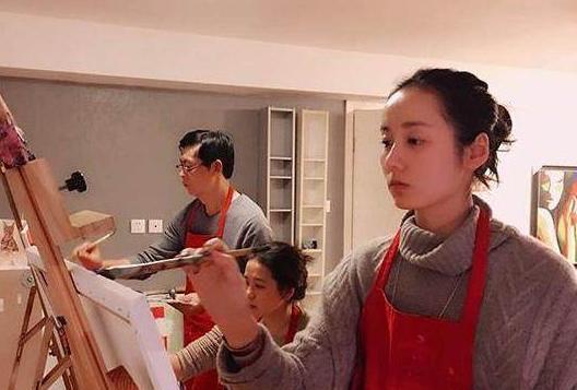 带你看看钱泳辰的豪宅,对吕一太好了吧,内部装