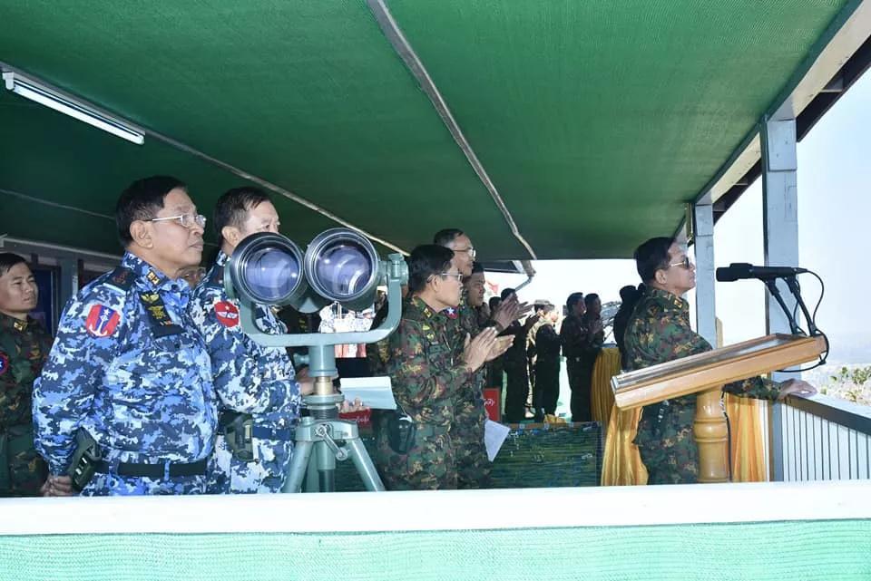 缅甸举行大规模军演 枭龙战机等多款中国造武