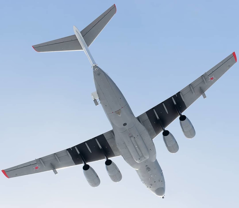 俄罗斯空中加油机的一波猛图,看上去不错,中国是否会考虑购买?