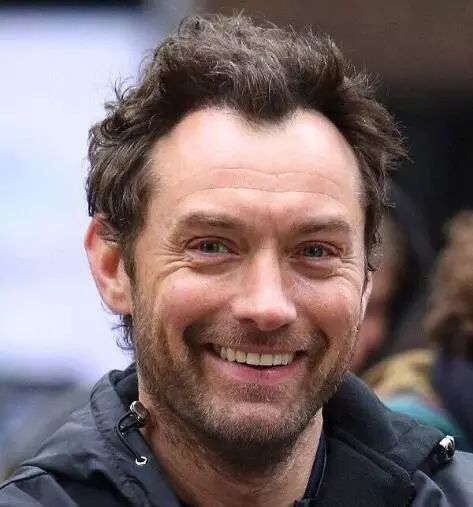 Lisa被韩国网友嫌弃是东南亚脸?前辈宋茜也