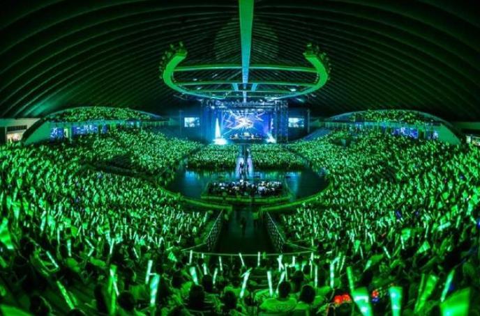 明星应援色:蔡徐坤金色,张艺兴紫色,最后的绿色太强大惹不起!