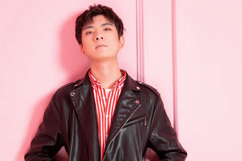 终于等到你!荼蘼与一拳超人来袭空降虎牙,踢馆姿态不惧高人气