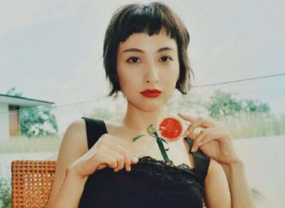 黄研吴昕系围裙