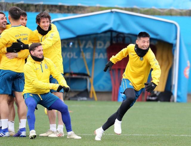 武磊今晚若首秀有望冲击进球纪录 日本球星14