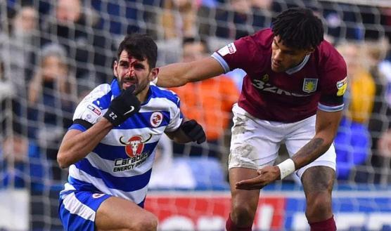 血腥莫点踩踏伊布之人再惹事对手被爆头