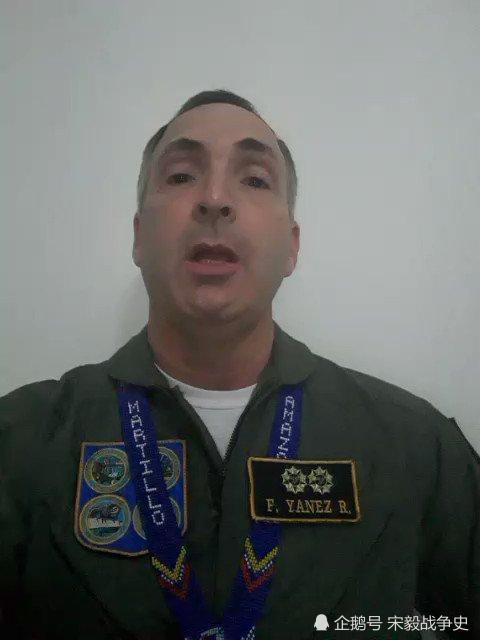 委内瑞拉要变天?军方果然开始变节,马杜罗抢运