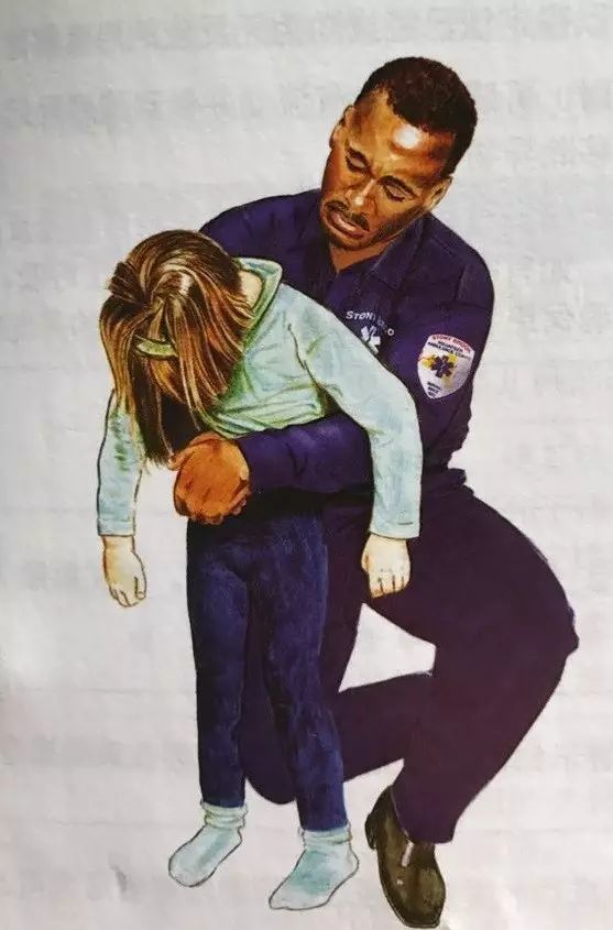 汤圆|5岁女童吃汤圆窒息！这个急救方法人人都得学……