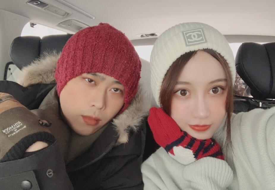 卢本伟跟uu回老家遭遇无奈事,uu家长一直不知道他真名?