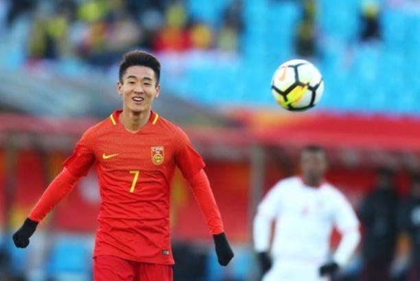 曝韦世豪接过恒大7号球衣 阿兰改穿9号还是11