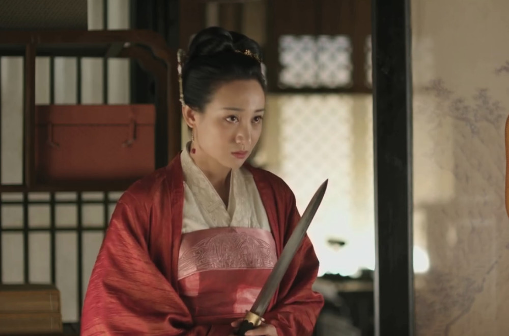 电视剧播放量更新,《知否》跌下2亿,潘粤明力