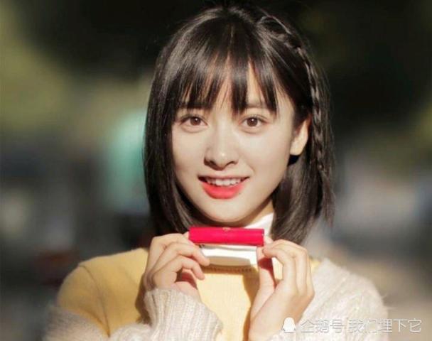 2019年春晚小品《办公室的故事》,沈月高跟鞋