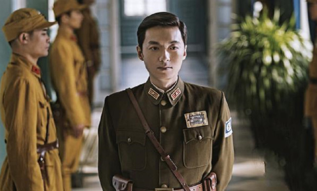 天衣无缝林副官的身份却被曝光,而资历群显露