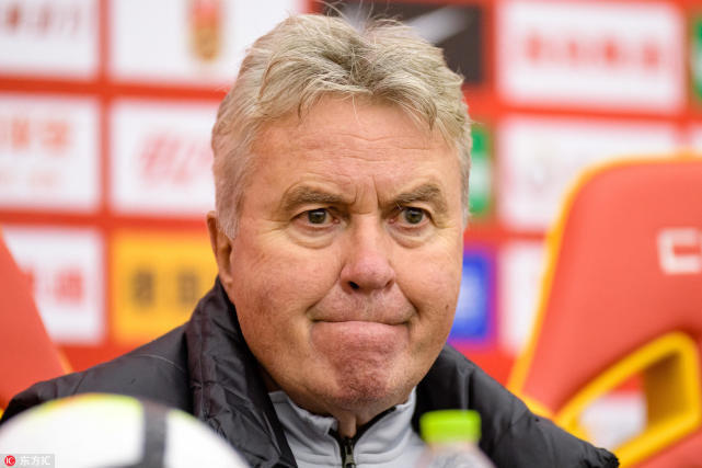 国足新帅是希丁克还是卡纳瓦罗?粤媒:仍旧是谜