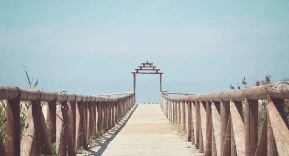 一组超燃的句子治愈你的节后丧