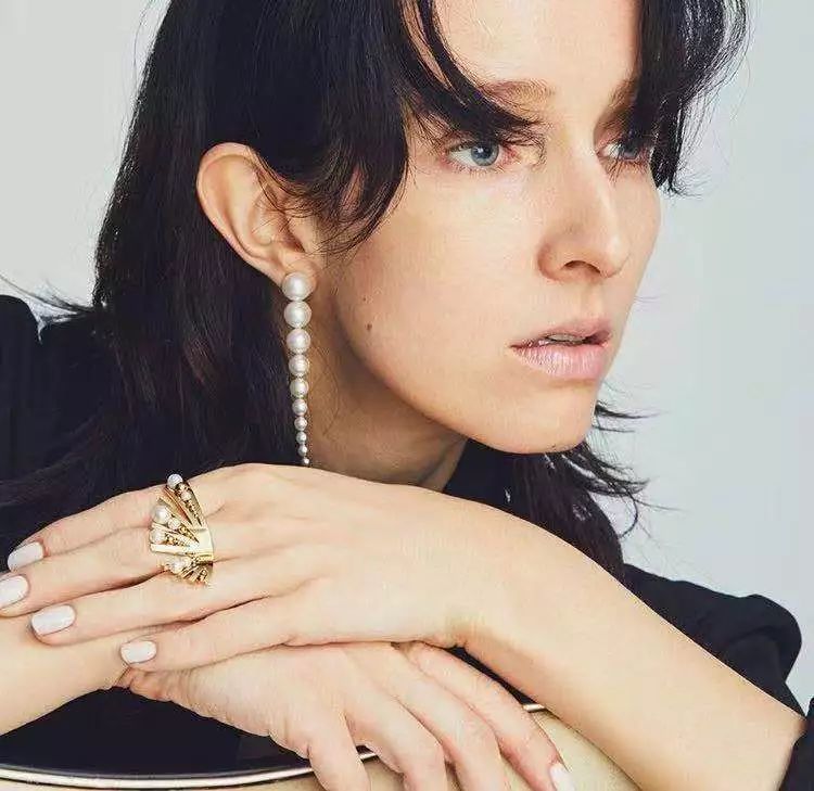 礼物清单,10个小众首饰品牌,成就你的好品味