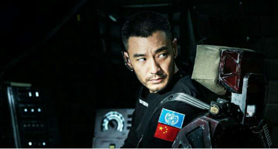郭京飞在流浪地球中镜头有多难找?网友:看了全片愣是没瞅到