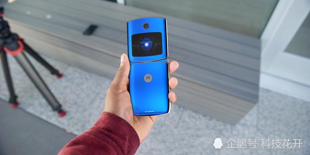 传联想可折叠手机就长这样 竟然是传统的翻盖