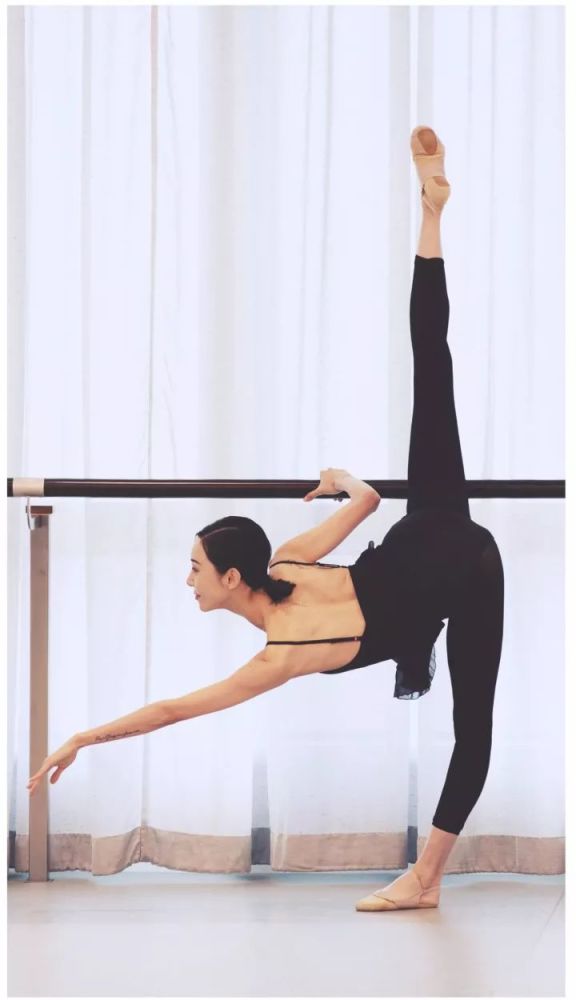 疫情当前我们跟着朱洁静一起好好静心练功吧