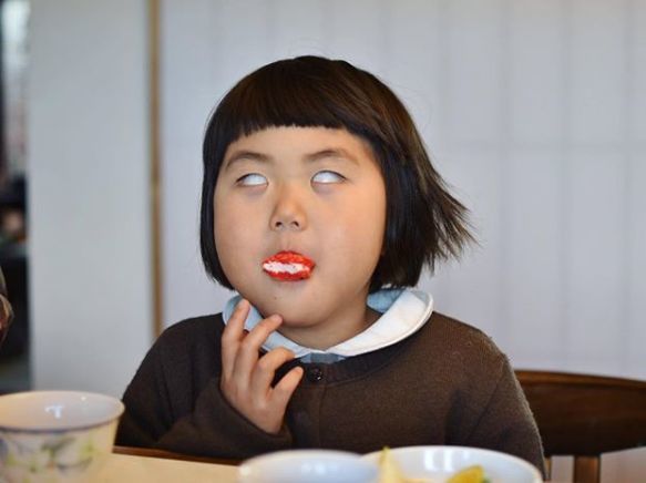 日本妈妈晒女儿"丑照",真是晒娃界的一股泥石流!