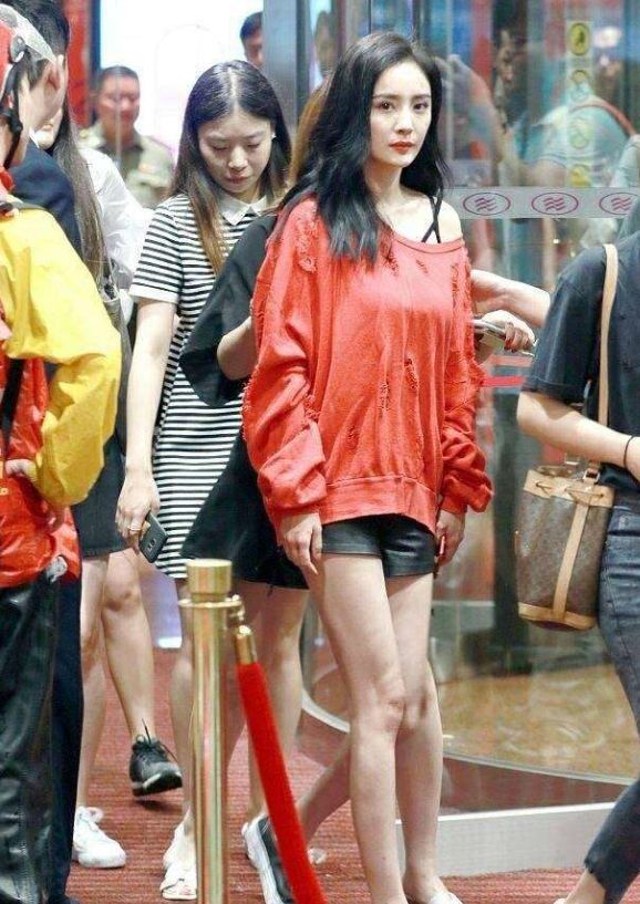 心疼,穿上袜子后,才知道什么叫骨瘦如柴!