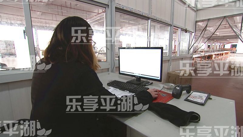 又可以愉快地买买买了!小哥纷纷到岗,平湖快递