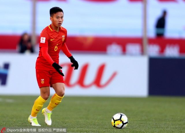 阿兰身披天海球衣亮相 王永珀姚均晟随队训练