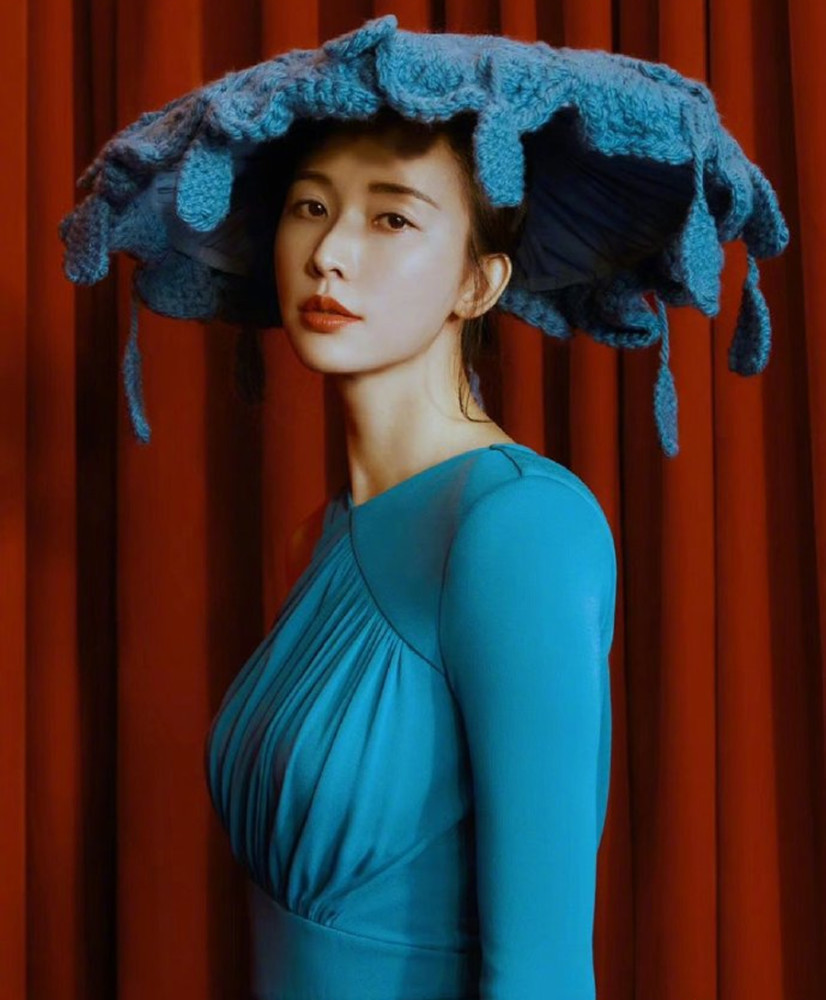 林志玲登杂志封面,精致而又充满神秘