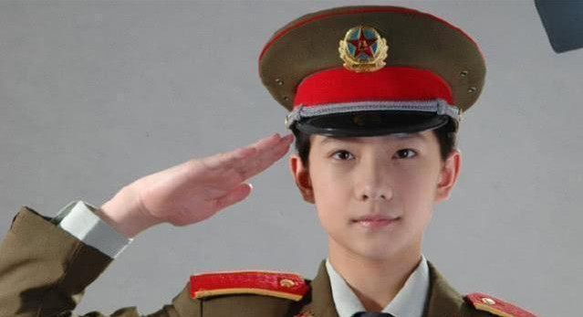 军艺校草魔咒 网友:真的好担心杨洋啊!