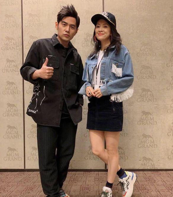 章子怡助阵周杰伦演唱会,打扮时尚长腿吸睛,比