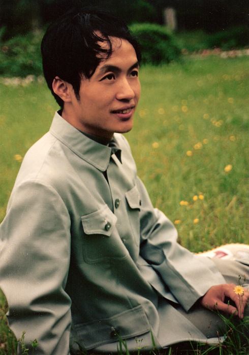 顾城的生活一败涂地,从他的诗里可以找到答案