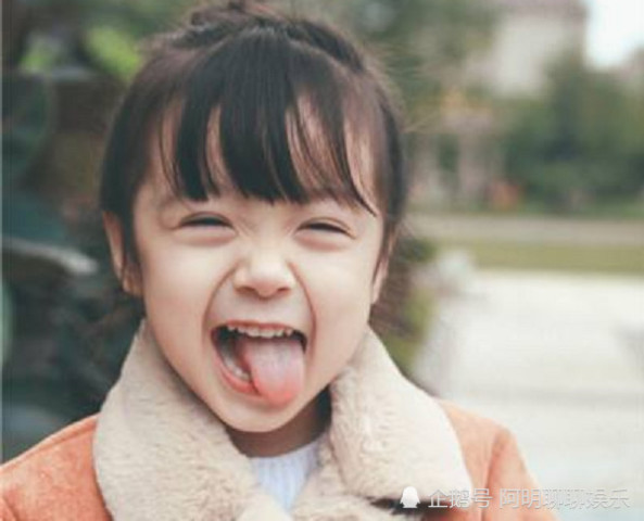 和女生聊天对方总不回复?换成这三句话,让她