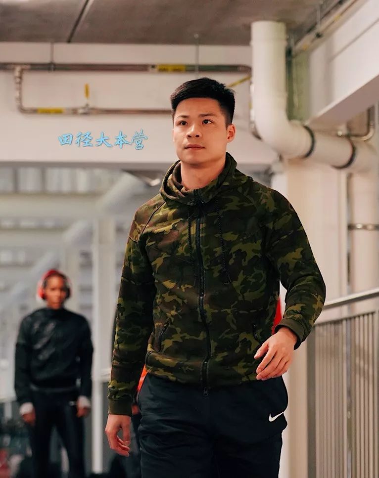 苏炳添2019首秀圆满成功 然而赛前的一幕却更