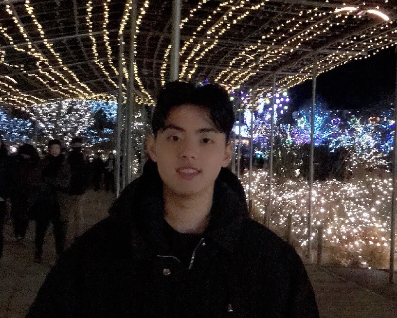 张智霖的前女友,分手后嫁给过气演员,如今儿子